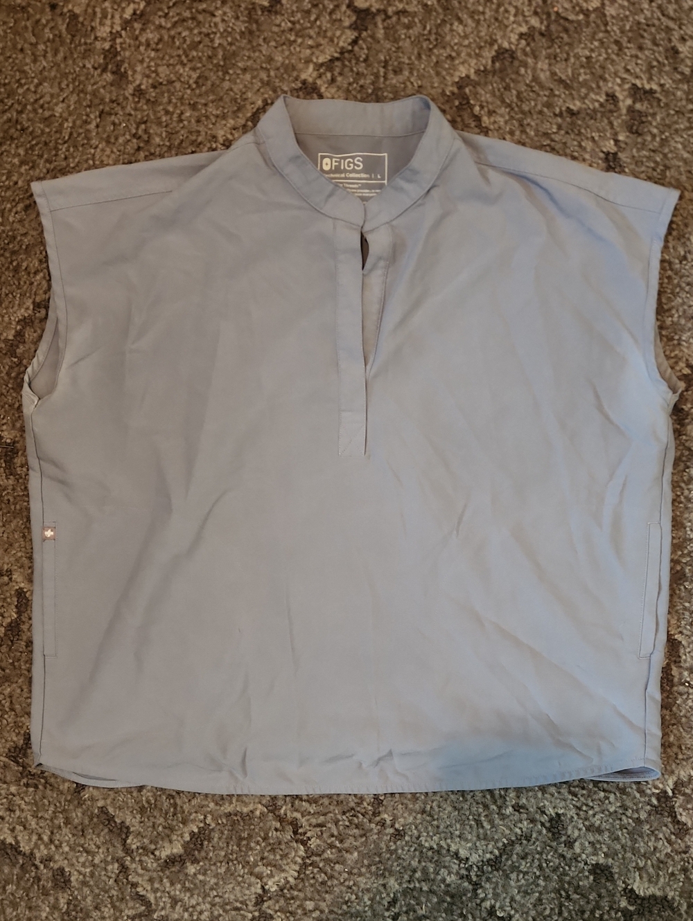 Womens FIGS Powder Blue Sleeveless Mandarin Collar Top Size Large
